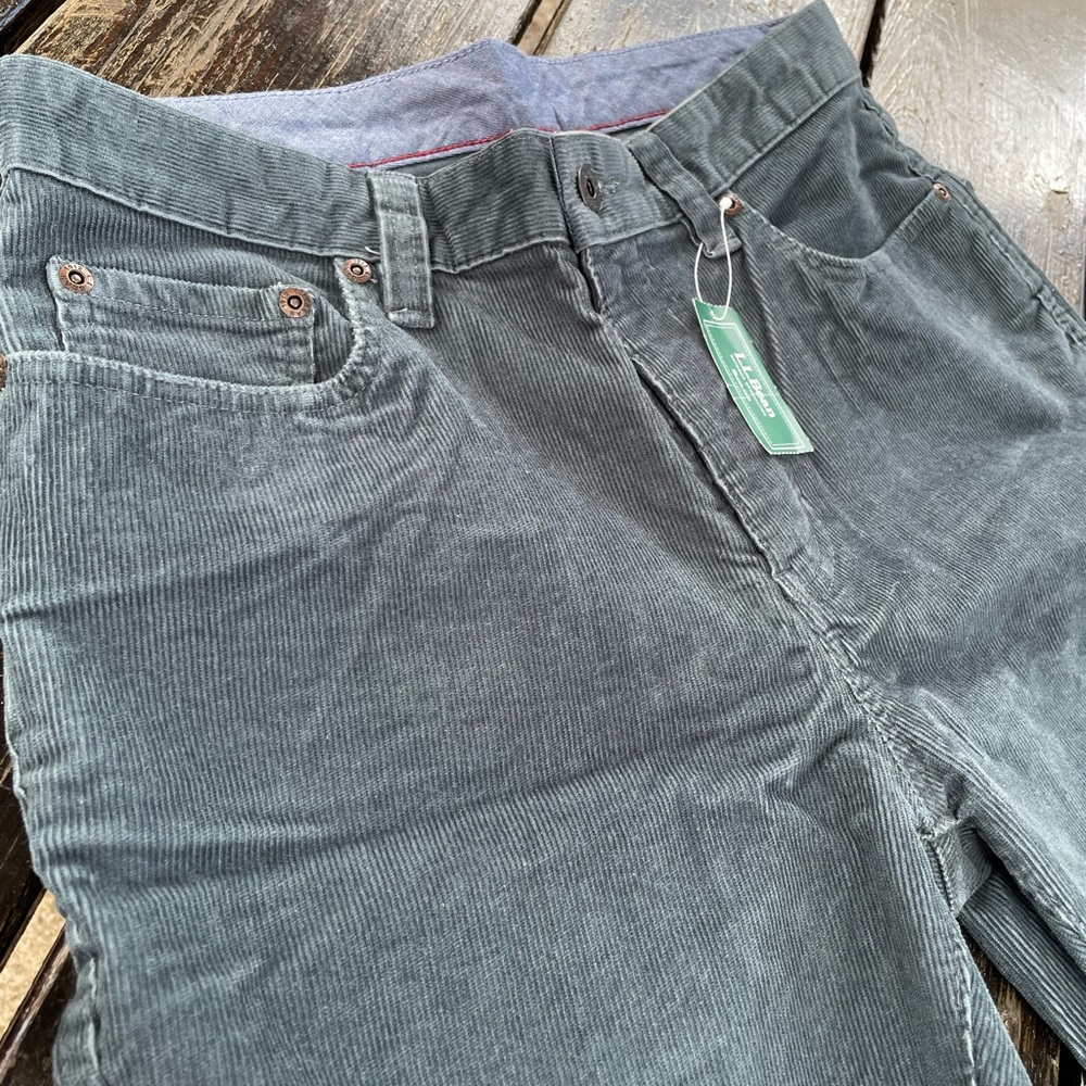 L.L. Bean Standard Fit Corduroy Pants | Size: 30 x 29